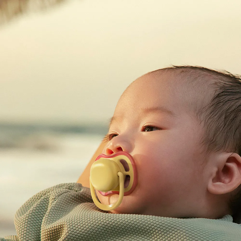 Suzeta Ultra Air Silicon Mov/Galben 0-6 luni 087/03, 2 buc, Avent Philips