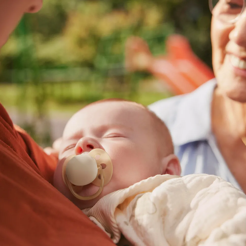 Suzeta Ortodontica Ultra Soft Sensitive 0-6luni 091/40, 2 buc, Avent Philips