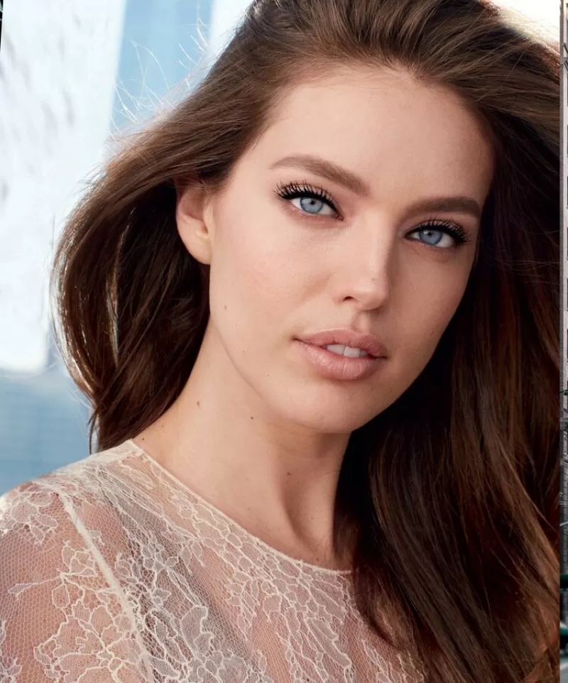 Mascara Pentru Volum Si Gene Definite Maybelline New York Lash Sensational Very Black, 9.5 ml,