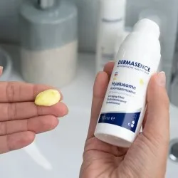 Cremă hidratantă pentru față, gât și decolteu Hyalusome, 50ml, Dermasence