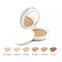 Fond de ten compact pentru ten uscat cu SPF 30 Couvrance, Naturel 2.0, 10 g, Avene